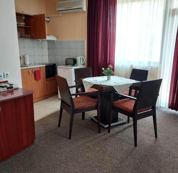Апартаменты 1 Спальня с Балконом, Guest House Bordo