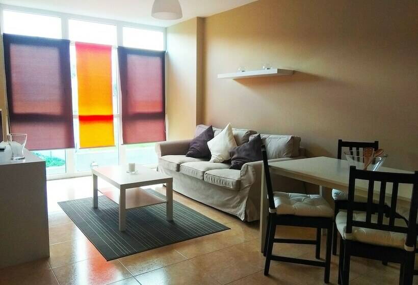 Апартаменты 1 Спальня, Alojamientos Playa De Las Catedrales 3000