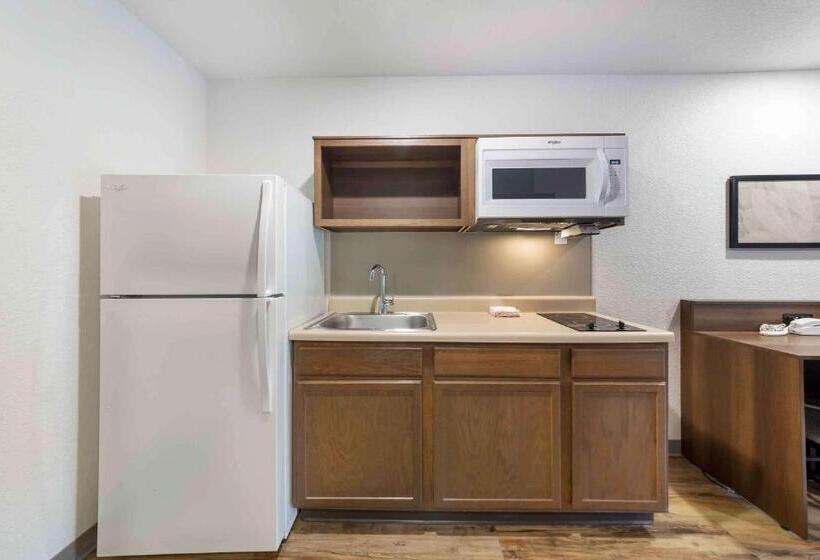 Номер Стандарт, Extended Stay America Select Suites   Deerfield Beach