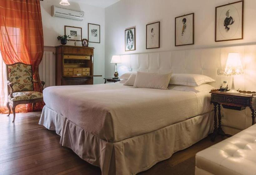 Номер Superior, B&b Triskeles