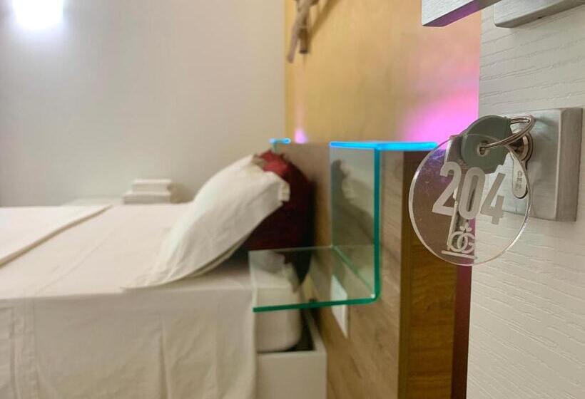 اتاق استاندارد با بالکن, Palazzo Greco B&b