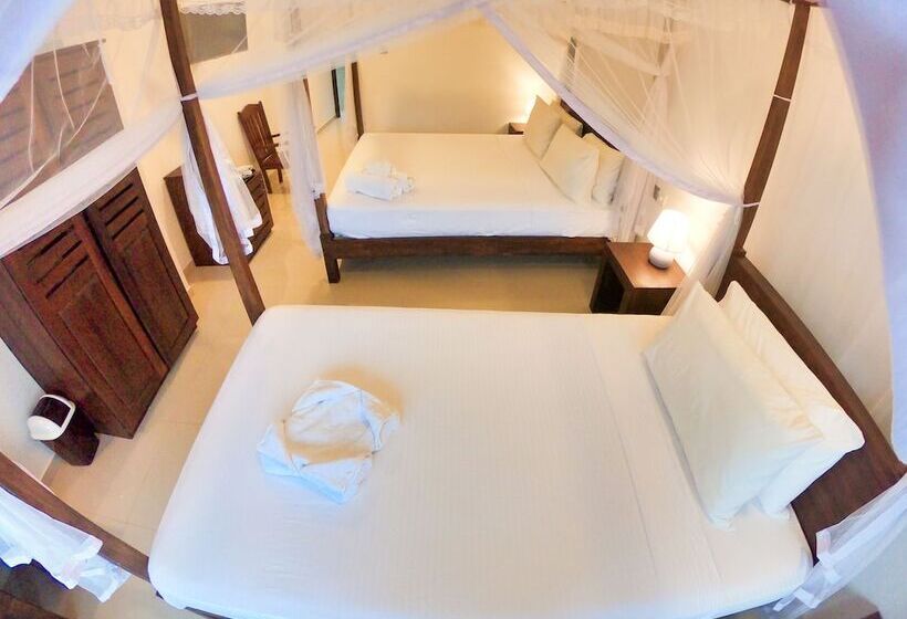 Трехместный Номер Deluxe, Kabalana Hotel & Villa