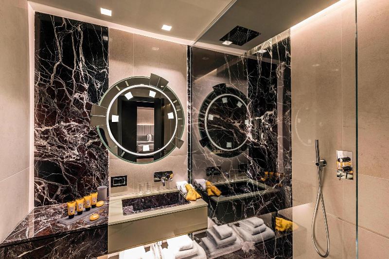 سوییت جونیور, The Pantheon Iconic Rome Hotel, Autograph Collection