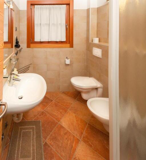 اتاق استاندارد, Agritur Casteller