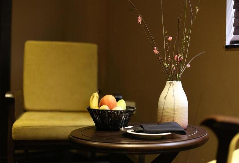 اتاق لوکس با بالکن, Aliana Boutique Sapa Hotel & Spa