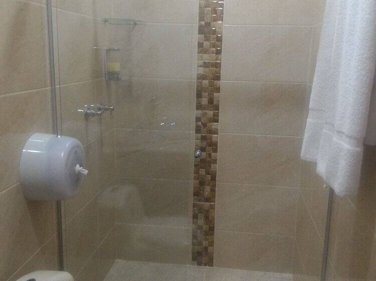 Quarto Familiar, Csi Medellín