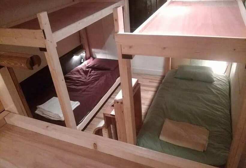 Кровать в Общей Комнате, Ila Hakushu Guest House