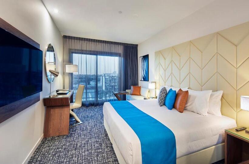 스탠다드 스튜디오, The Sebel West Perth