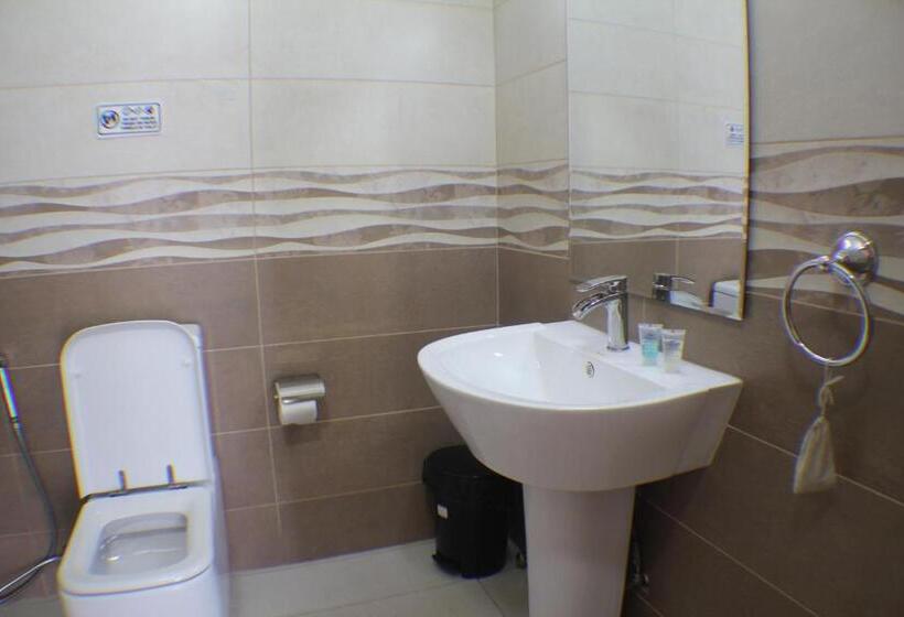 اتاق استاندارد یک نفره, Murex Plaza Hotel & Suites