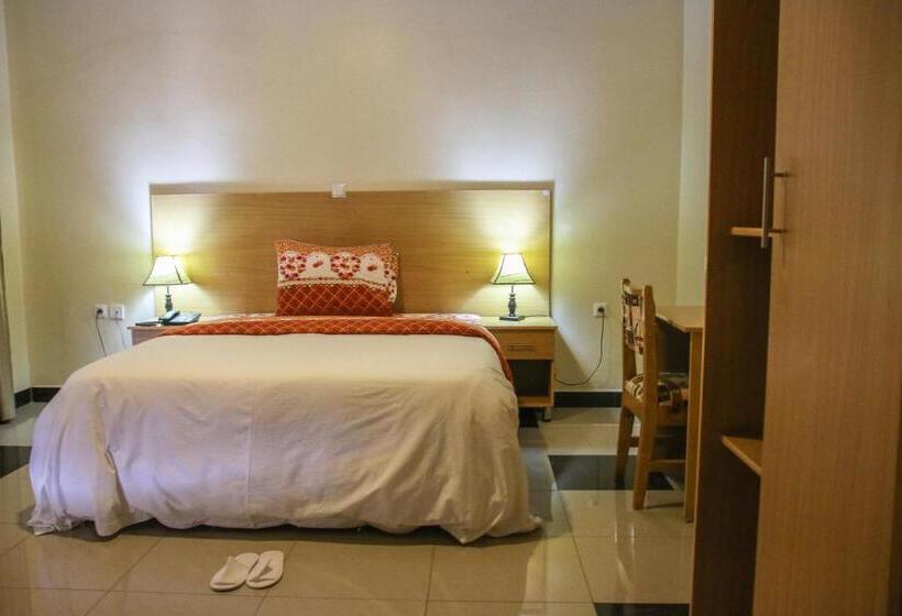 اتاق لوکس با تخت بزرگ, Anthurium Residential