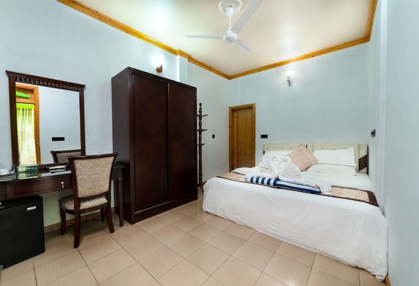 اتاق لوکس با تخت بزرگ, Thundee Inn