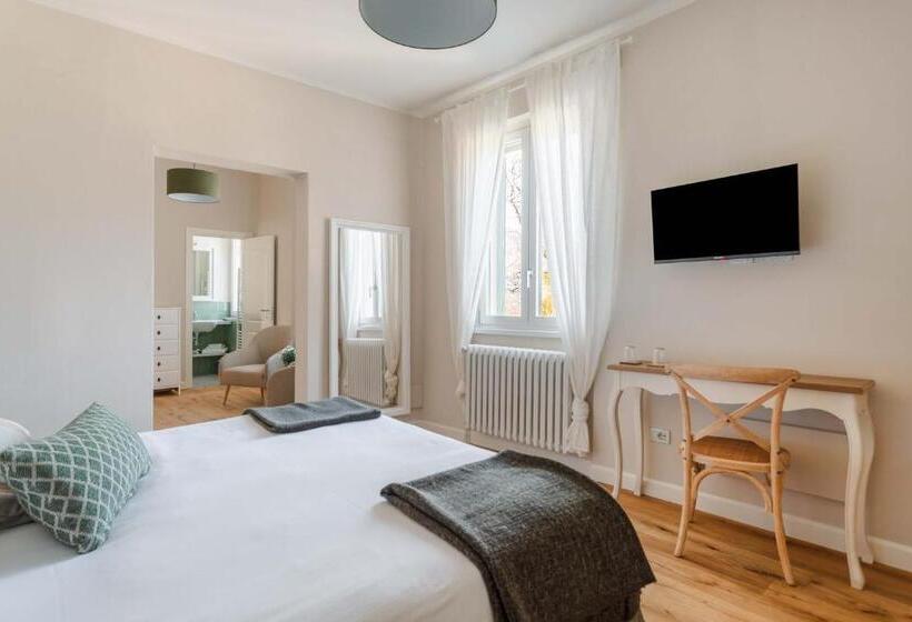 سوئیت جونیور با چشم‌انداز باغ, Villa Borgovecchio B&b