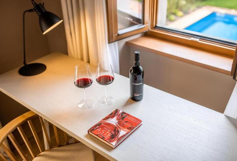 Вилла с 1 спальней и бассейном, Meneghetti Wine Hotel And Winery   Relais & Chateaux