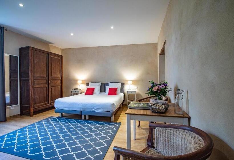 Вилла Deluxe 1 Спальня, Le Castel Pierre   Maison Privée 4 étoiles   18 Personnes