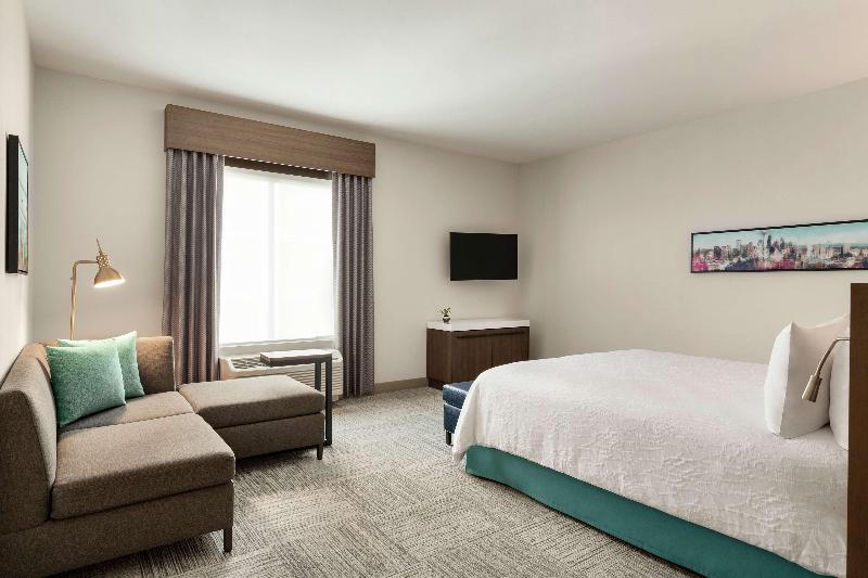 غرفة ديلوكس سرير كينج, Hilton Garden Inn Seattle Airport