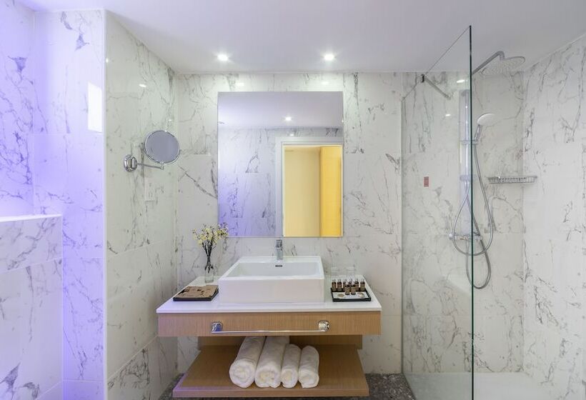 Номер Стандарт Боковой Вид на Море, Leonardo Crystal Cove Hotel & Spa – Adults Only