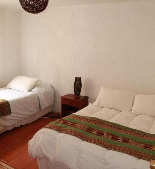 Quarto Familiar Deluxe, Velero Sur