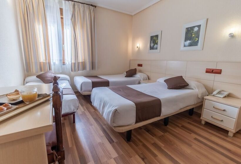 Номер Стандарт Трехместный, Hostal Rural El Caño By Vivere Stays