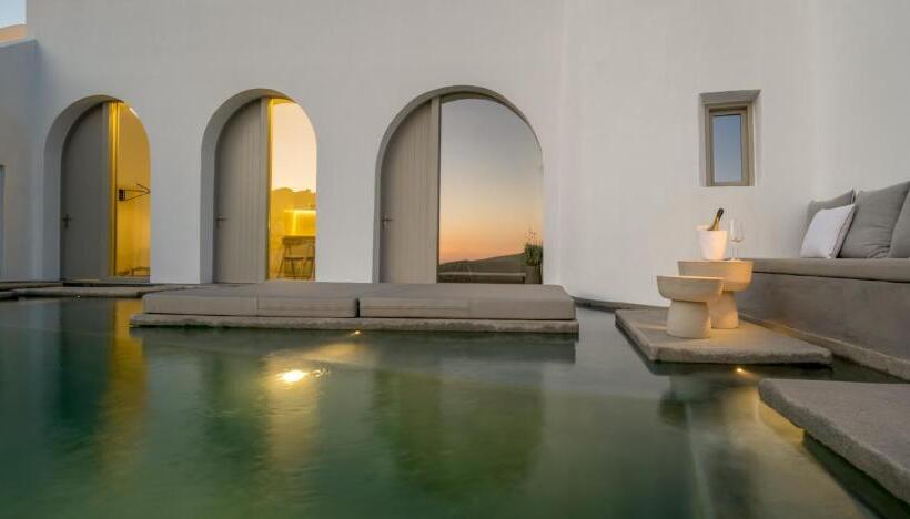 Люкс с Видом, Echoes Luxury Suites
