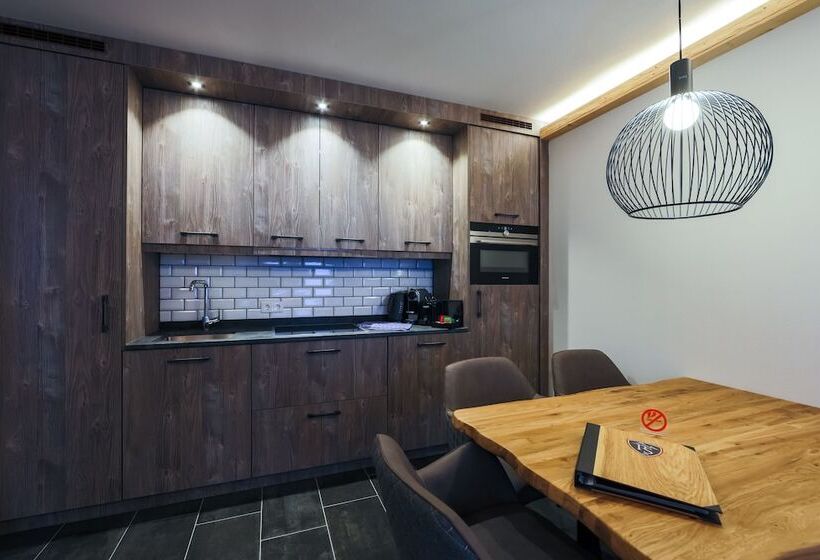 سوییت, Avenida Panorama Suites