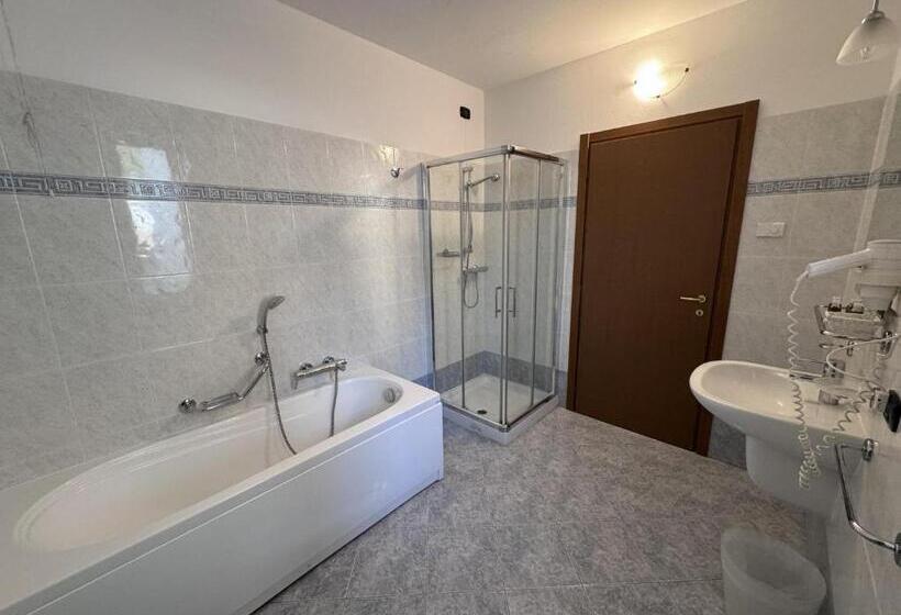 Апартаменты 2 Спальни, Residence Letizia