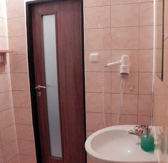 Номер Стандарт, Zámecký Penzion Rotunda