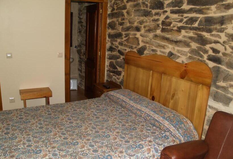 اتاق استاندارد, Hostal Tribal