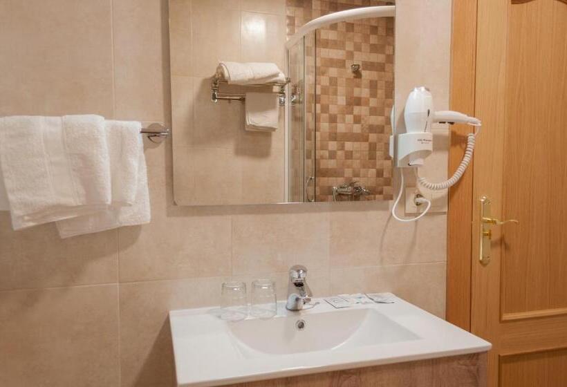 اتاق استاندارد, Hostal Tribal