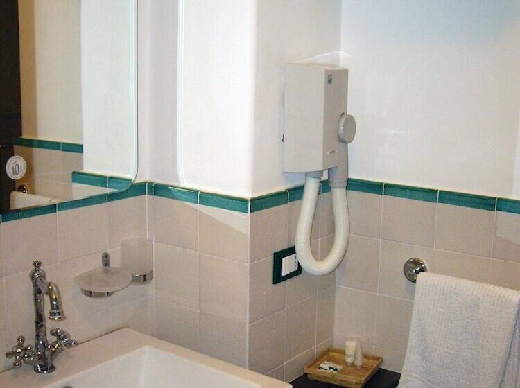 Teraslı 1 Yatak Odalı Daire, Residence Acanto
