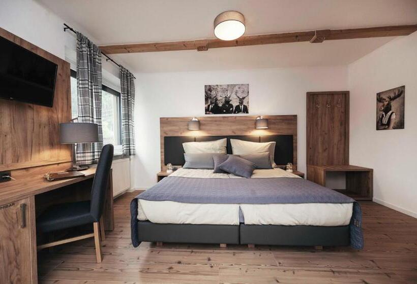اتاق استاندارد, Golf & Ski Chalet