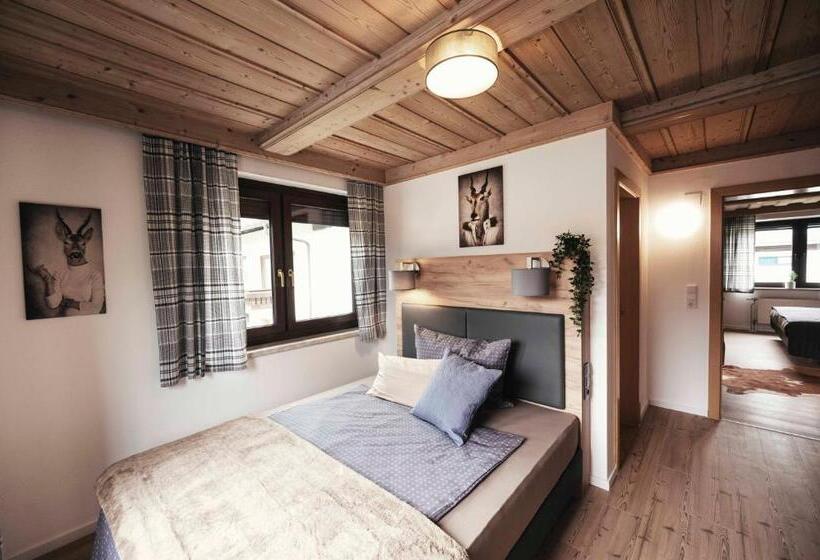سوئیت خانواده 2 خوابه, Golf & Ski Chalet