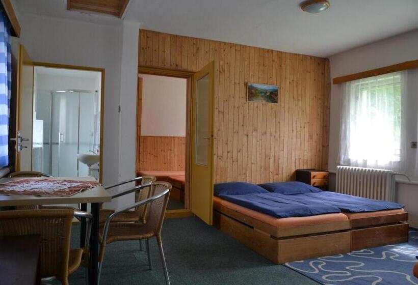 패밀리 룸, Hostel Fortuna