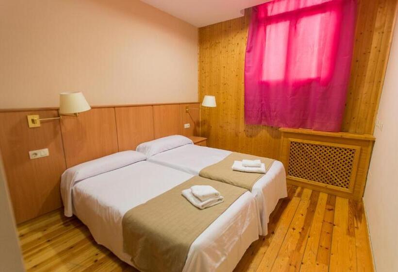 Номер Стандарт, Hostal Pico Agujas