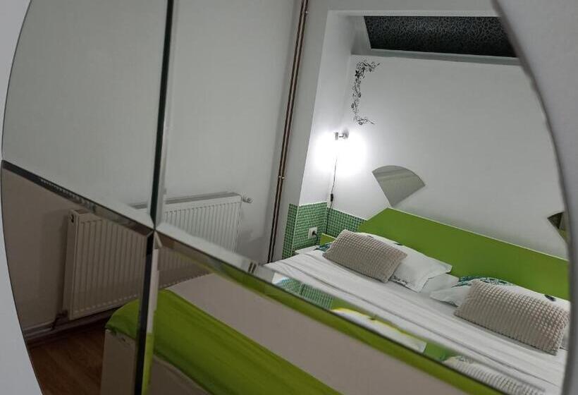 Номер Стандарт, Pension Verde