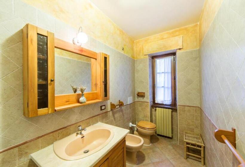 غرفة قياسية ثلاثية, Bio Agriturismo Aia Del Tufo