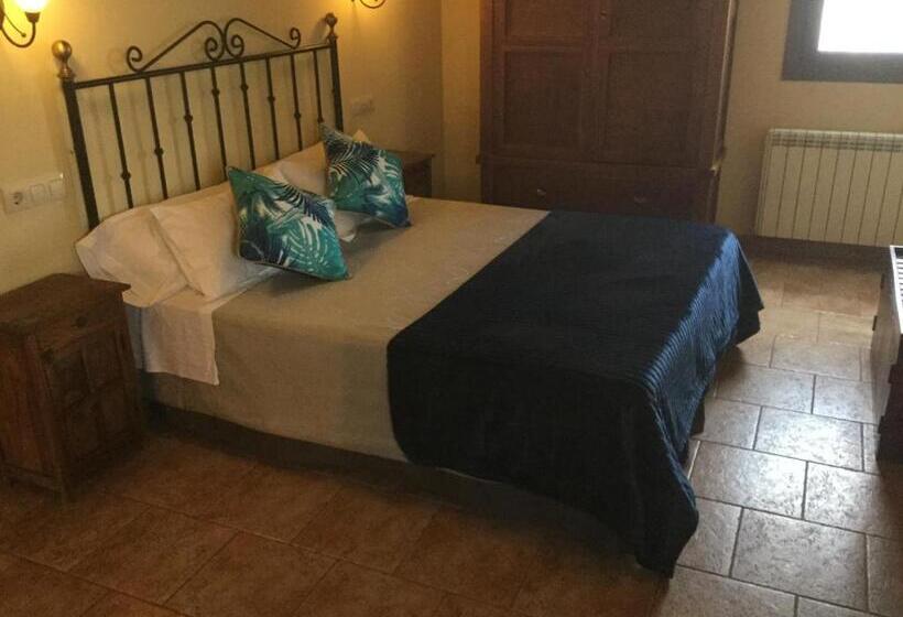 اتاق استاندارد, Hostal San Pedro