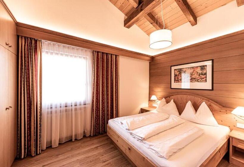 Апартаменты 2 Спальни с Балконом, Aparthotel Kastel Seiser Alm
