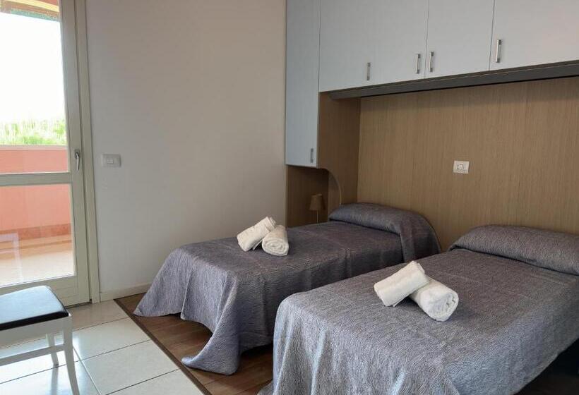 Апартаменты 2 Спальни, Airone Bianco Residence Village
