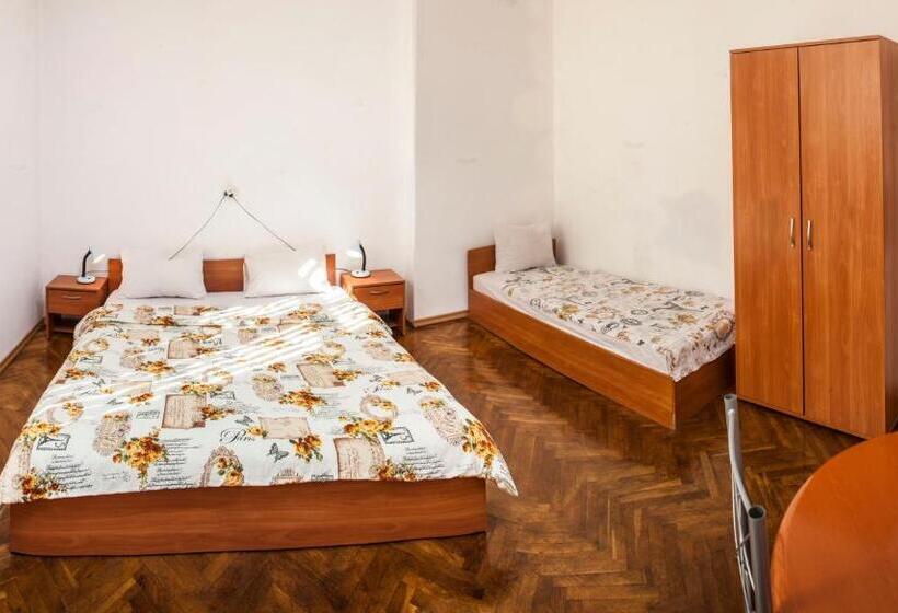 Номер Superior, Central Guesthouse Five Corners