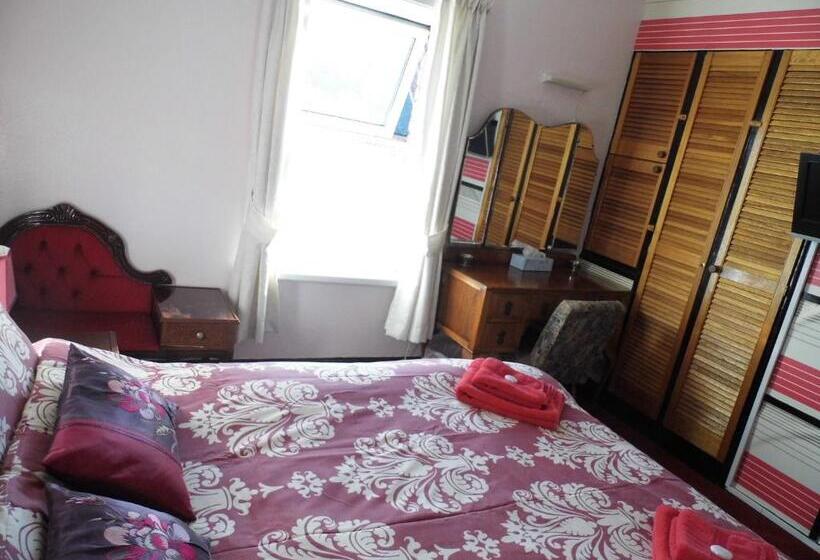 Номер Стандарт, Happy Days Guesthouse