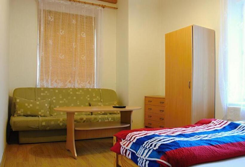 Номер Стандарт, Hostinec Peterka