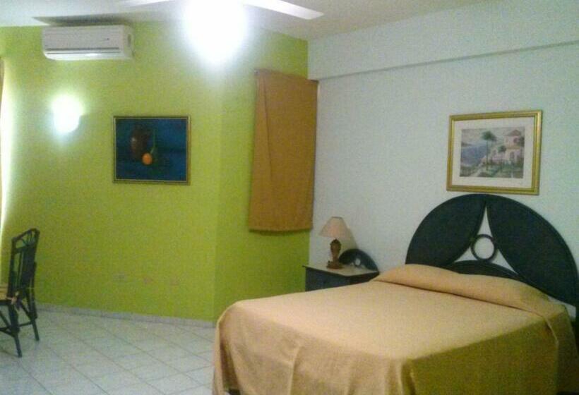 استودیوی استاندارد, Apartahotel Jardines Metropolitanos