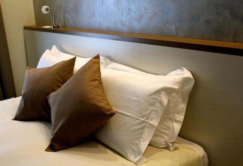 Номер Deluxe Кровать Кинг, Bhl Boutique Rooms Legnano