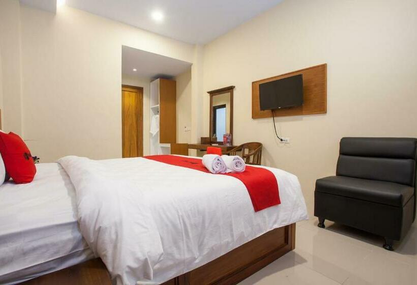 Номер Стандарт, Reddoorz Premium @ Jalan Cengkeh Malang