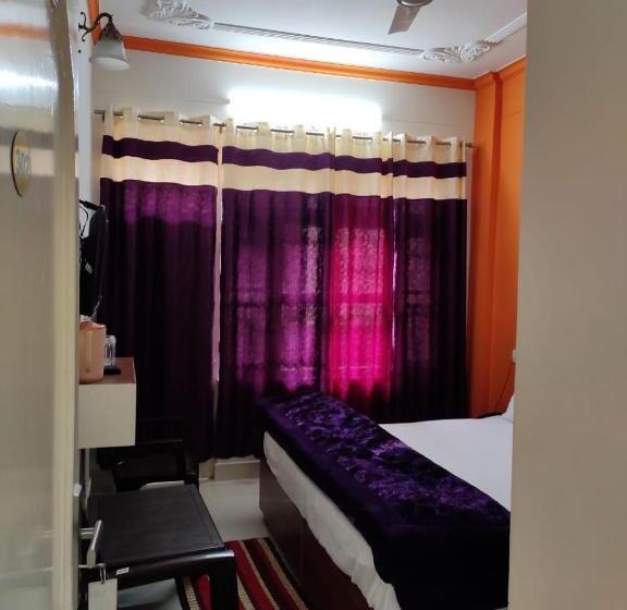스탠다드 룸 산 전망, The Himalayas Guest House