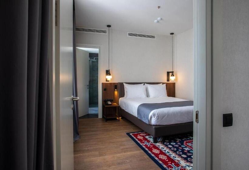 سوییت, Holiday Inn Telavi, An Ihg