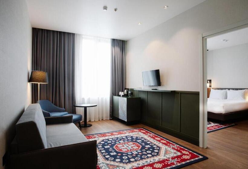 سوییت, Holiday Inn Telavi, An Ihg