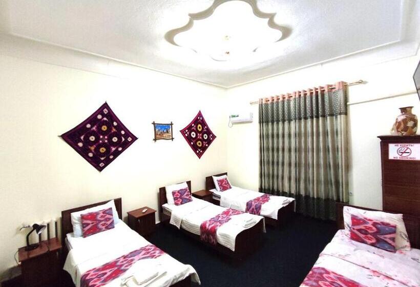 חדר סופריור לארבעה, World Guest House