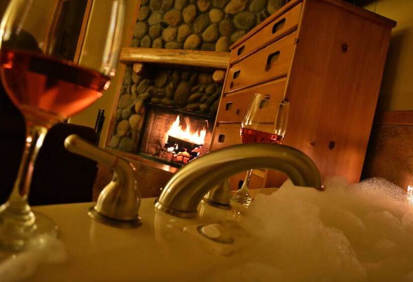 스탠다드 룸 더블 침대, Callahan S Mountain Lodge