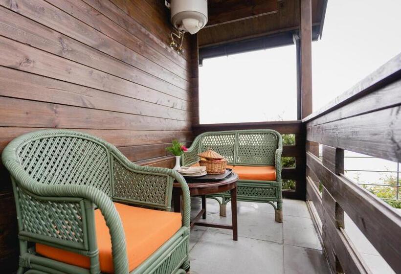 标准间带山景, Larisa Resort Mussoorie